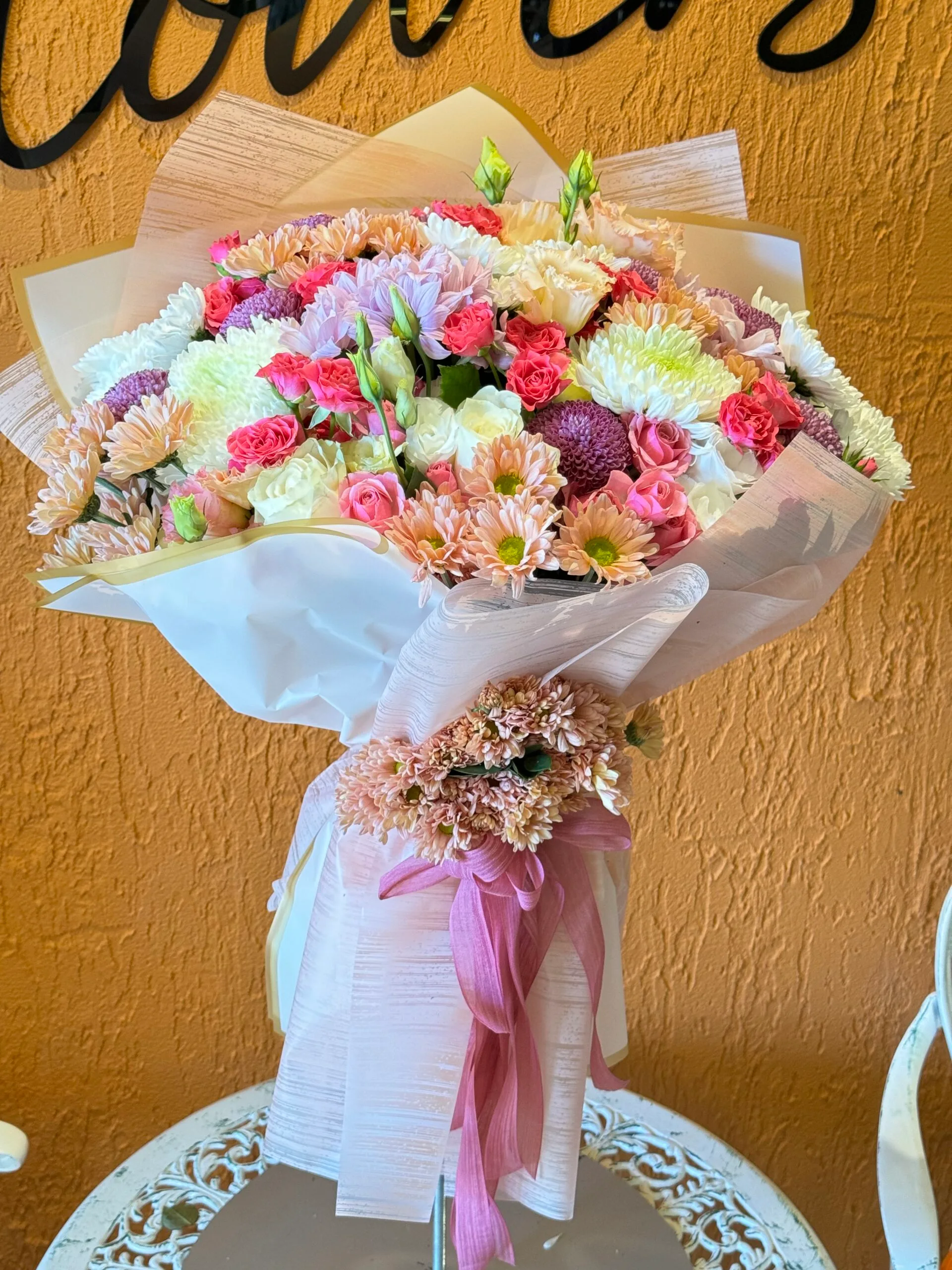 Mystic Charm Bouquet - Görsel 3