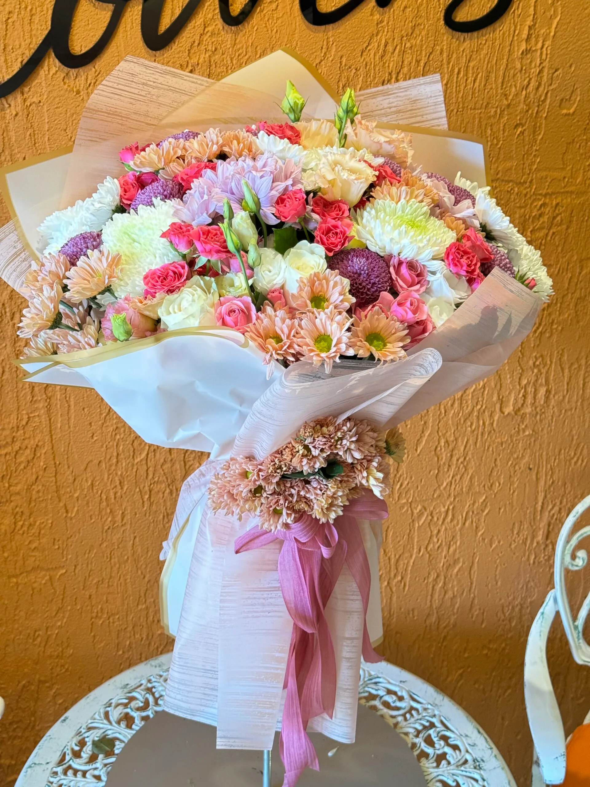 Mystic Charm Bouquet - Görsel 4